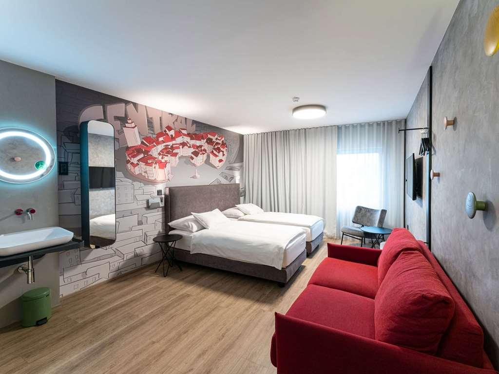 Ibis Styles Ljubljana Centre Hotel Exterior foto