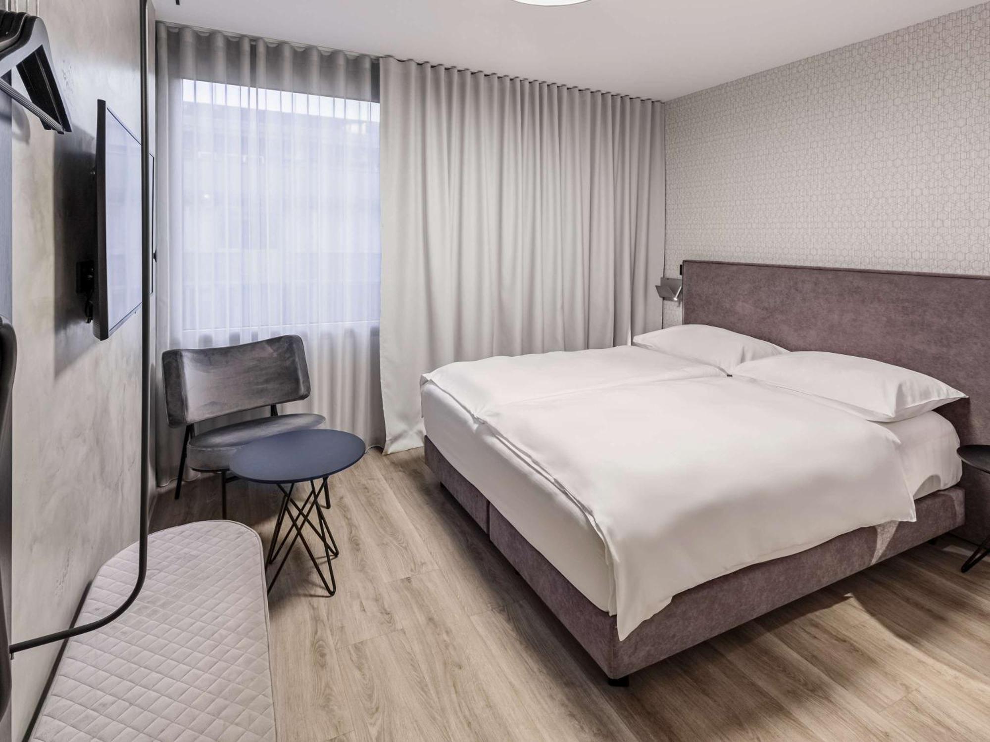 Ibis Styles Ljubljana Centre Hotel Exterior foto