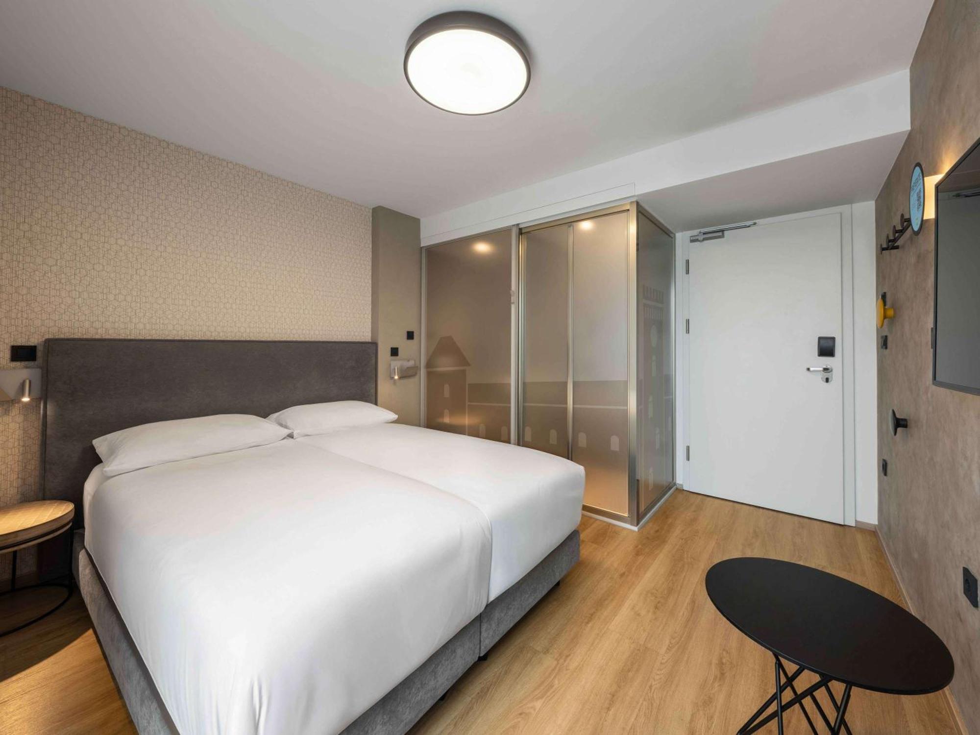 Ibis Styles Ljubljana Centre Hotel Exterior foto