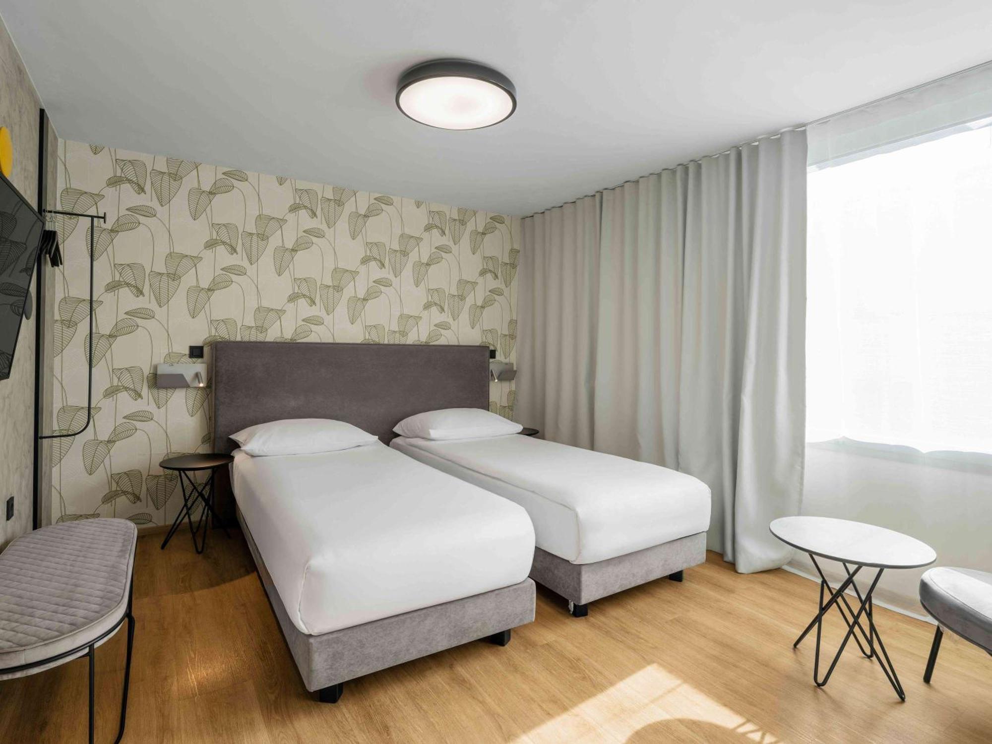 Ibis Styles Ljubljana Centre Hotel Exterior foto